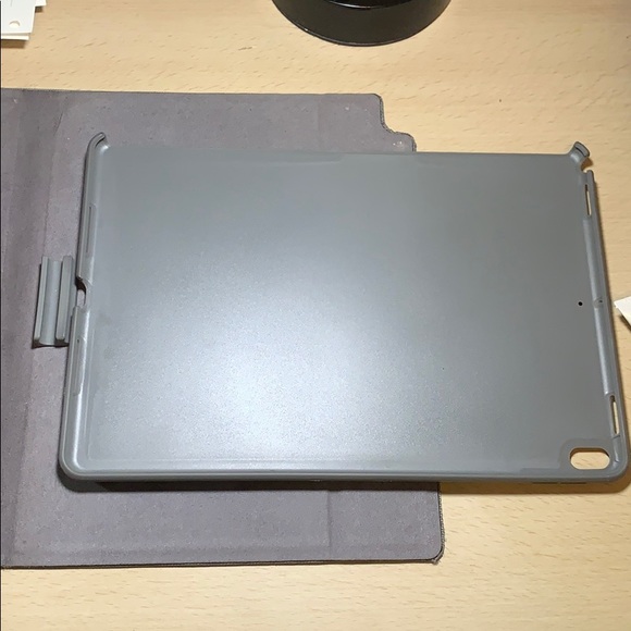 Ipad case - Picture 3 of 3